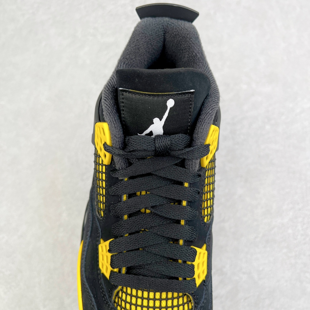 图片[5]-💰460 ＃GX Air Jordan AJ4 Retro 黑黄雷公 DH6927-017 圈内最强四代 独家外贸特供尺码含 45.5 49.5 50.5 耗时半年巨作 全套原纸板楦头开发 原厂特供皮料加持 确保原汁原味 完美呈现四代版型 一比一鞋头弧度高度鞋身弧度 数据细节工艺流程均保持原鞋一致 原厂TPU网格鞋带扣 正确内里网布 菱角分明不变形无多余毛边 柔软性质感一致于原鞋 市场唯一原厂鞋扣模具 背面可见隐藏注塑口 原厂织唛标 原厂飞人电绣工艺 尾指中部跳三针 独家绑鞋带手法 印刷中底布 四线拉帮 米色美纹纸贴合固定 进口港宝加持 后跟自然饱满 全鞋荧光划线卡点 追求极致完美 每一双都是工艺品 多重QC质检 超越公司货的品控标准 实实在在的免检产品 尺码：40 40.5 41 42 42.5 43 44 44.5 45 45.5 46 47.5 48.5 49.5 50.5 编码：by5936030-运动鞋