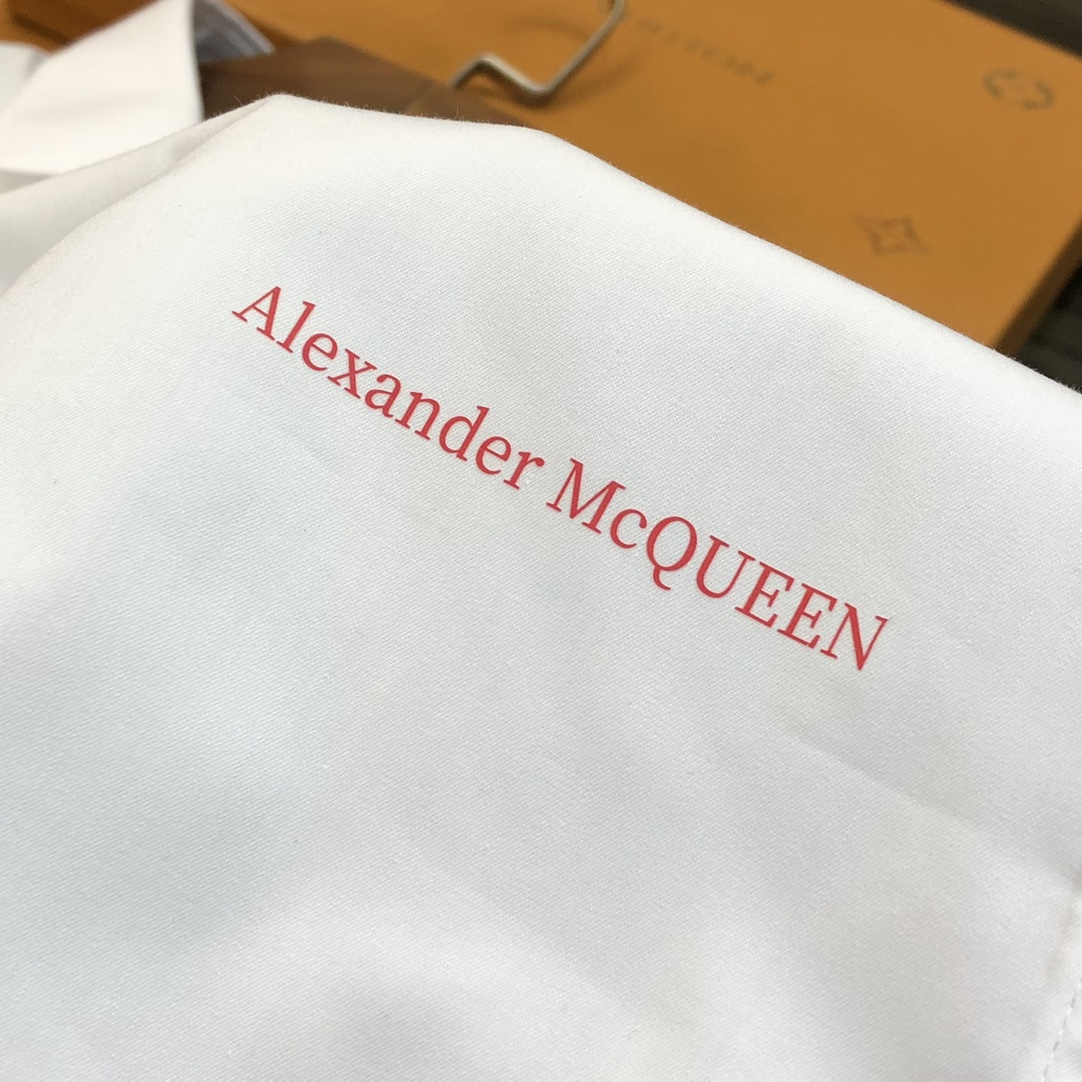 Alexander McQueen Haute Couture Haute Couture Ready-to-Wear Clothing 7