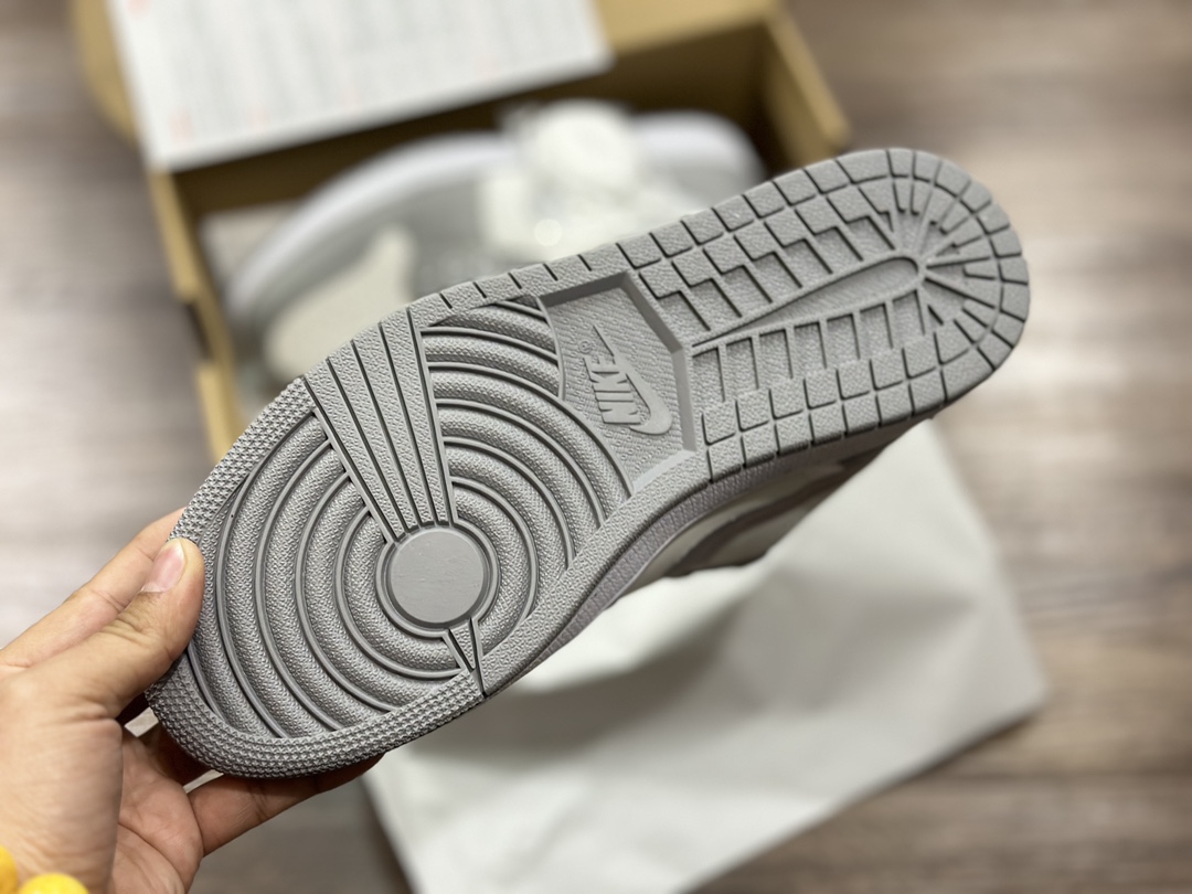200 Air Jordan 1 Low aj1 乔1低帮篮球鞋 DV0426-012