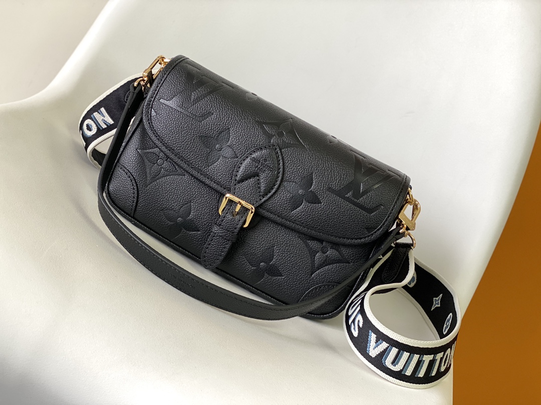 LOUIS VUITTON M46386 DIANE BLACK MONOGRAM EMPREINTE LEATHER, WITH STRAP