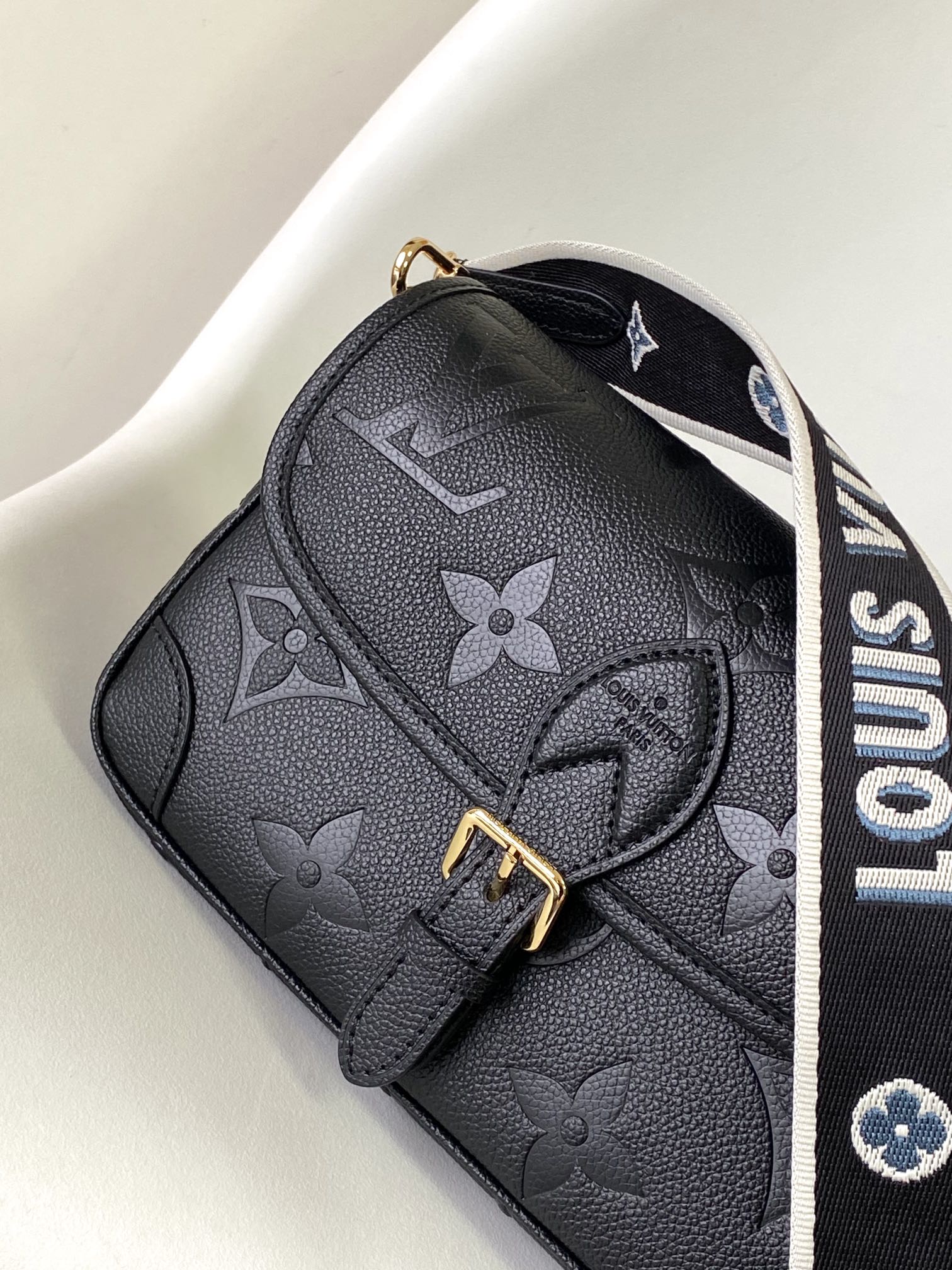 LOUIS VUITTON M46386 DIANE BLACK MONOGRAM EMPREINTE LEATHER, WITH STRAP