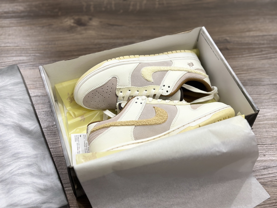 300 NIKE SB Dunk Low 兔年限定 低帮休闲运动鞋  FD4203-211