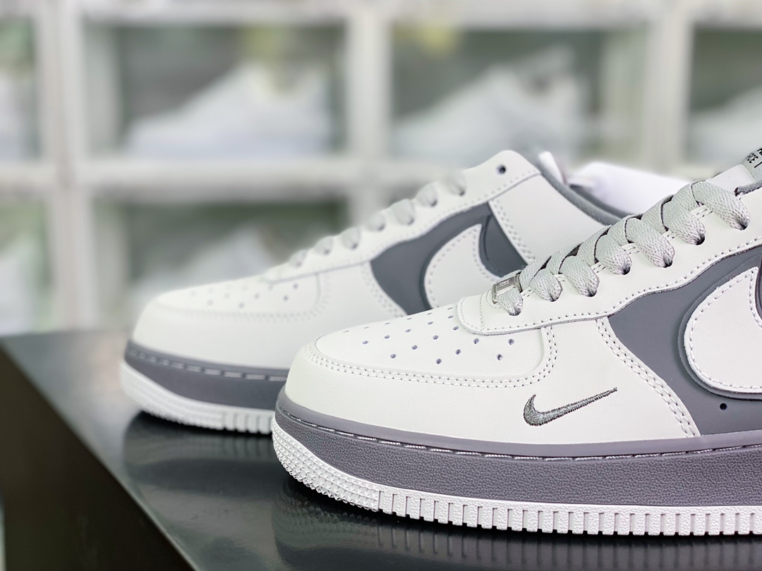 240  Air Force 1 '07 Low QS”Grey/Dark Grey Mini Swoosh”空军一号DB3301-033