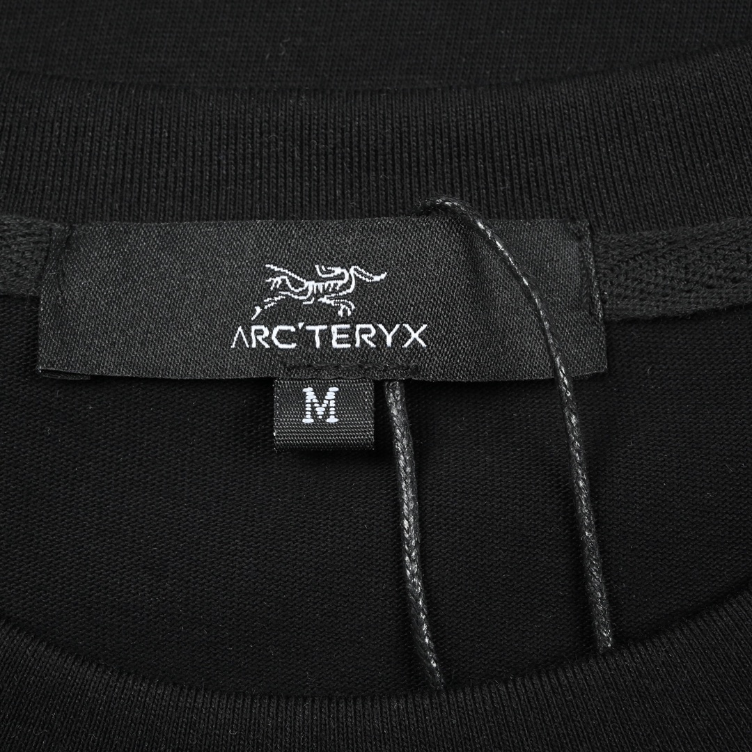 160 Arc'teryx 23SS 始祖鸟明线拼色短袖T恤