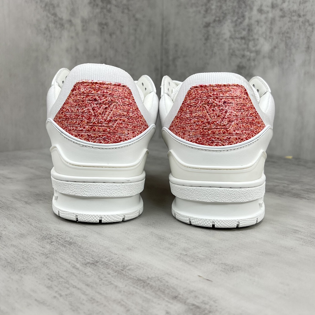 新款上架 Louis*Vuitto* LV Trainer 最新涂鸦走秀款 大底和面料私模 绝对下血本费心思的一款鞋子 5