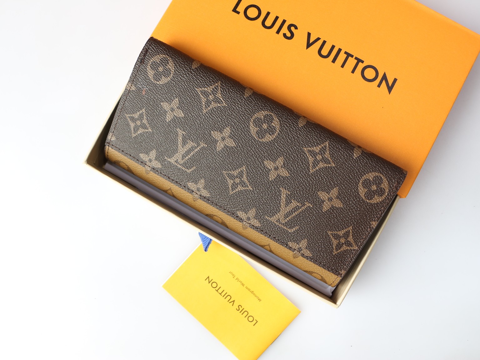 Leather wallet with card slots and card holder