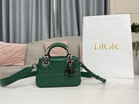 Highest Product Quality
 Dior Lady Handbags Crossbody & Shoulder Bags Black Green Cowhide Mini