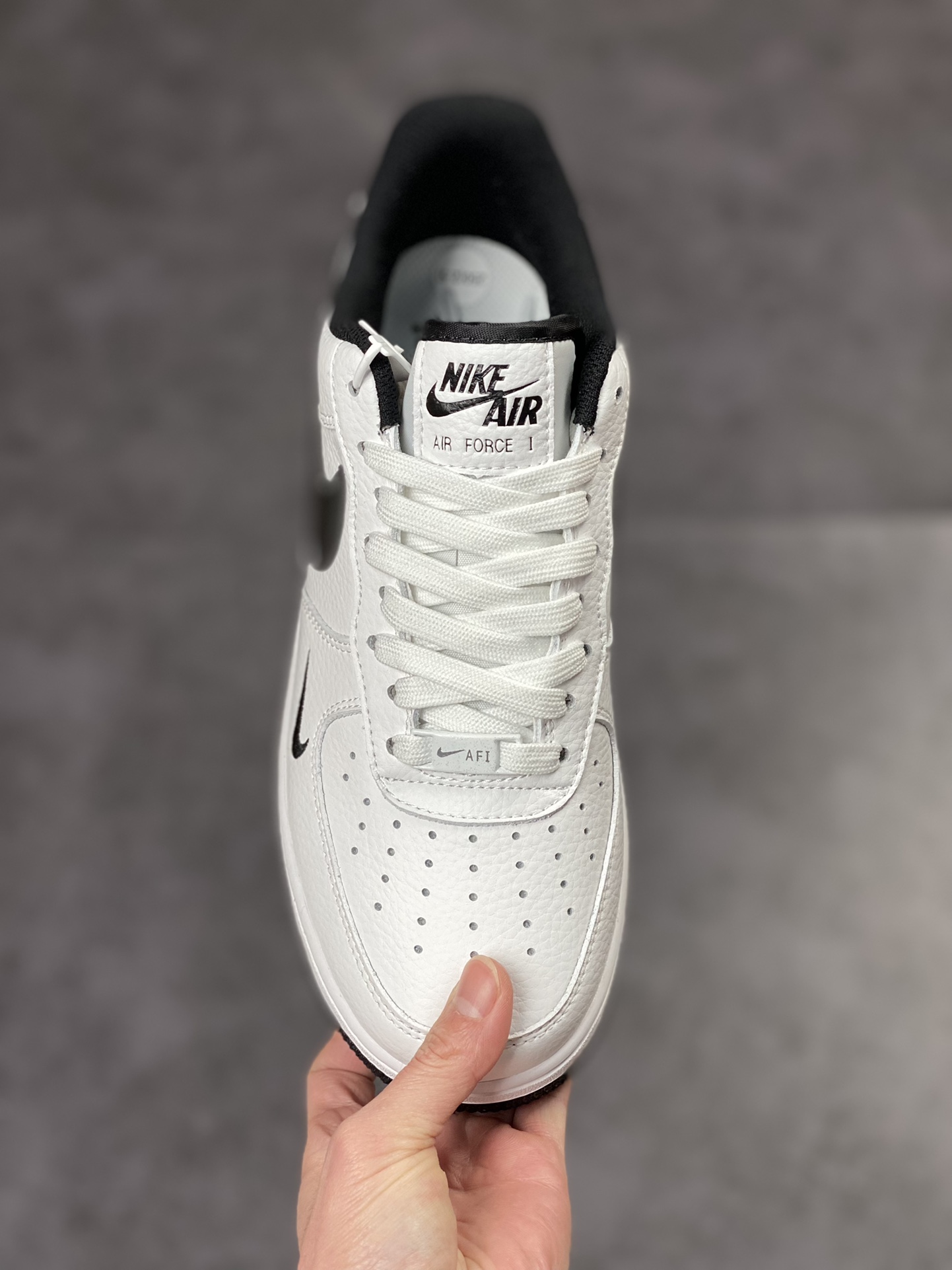 230 Nike Air Force 1 Low 07 40周年白黑小钩 MN5263-127