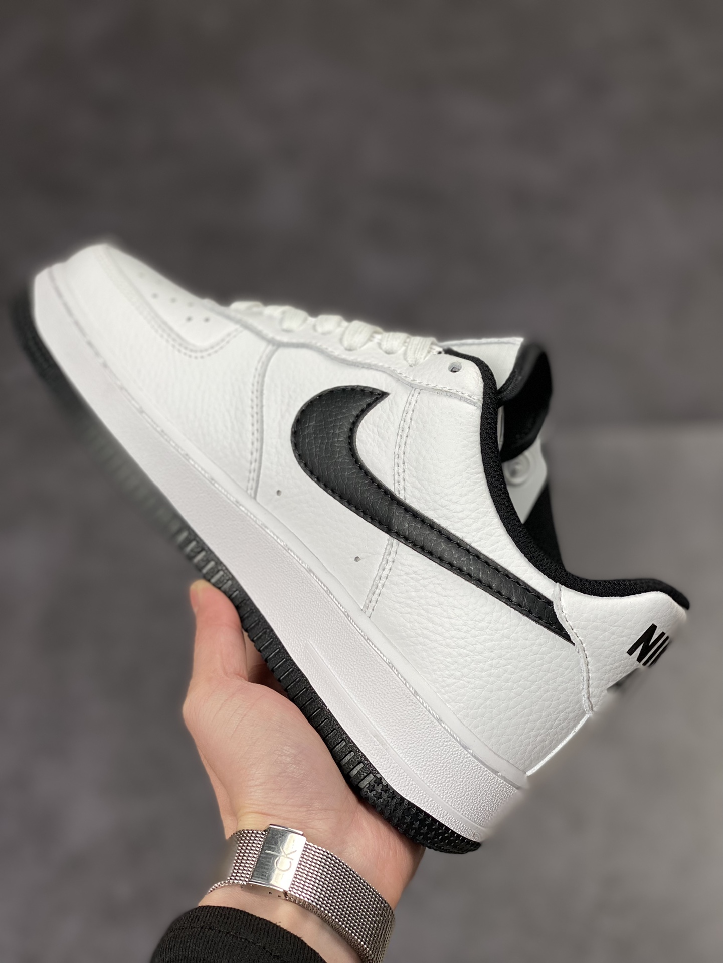 230 Nike Air Force 1 Low 07 40周年白黑小钩 MN5263-127