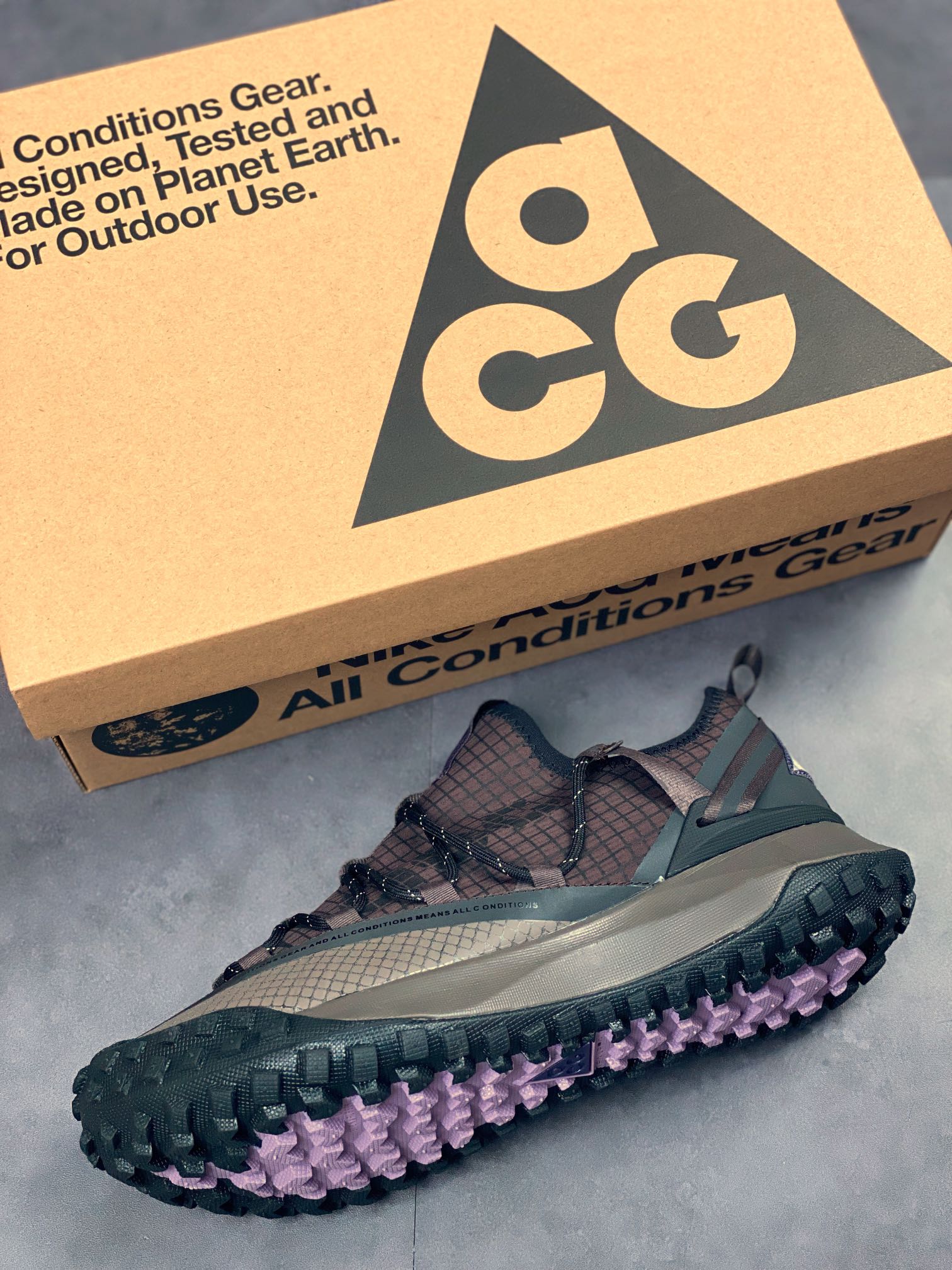 210 Nike ACG Mountain Fly Low GORE-TEX 户外登山运动鞋/黑棕炭灰紫DC9045-200