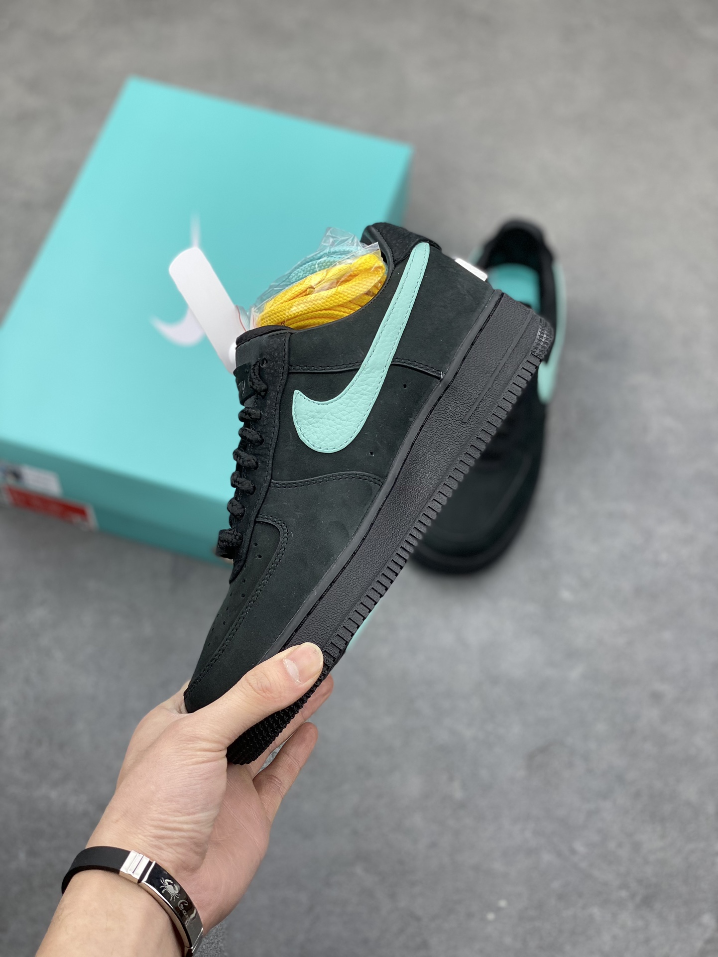 Tiffany & Co. x Nike Air Force 1 Low '1837' Black Green Sneakers 4 i1680372953 2730 2