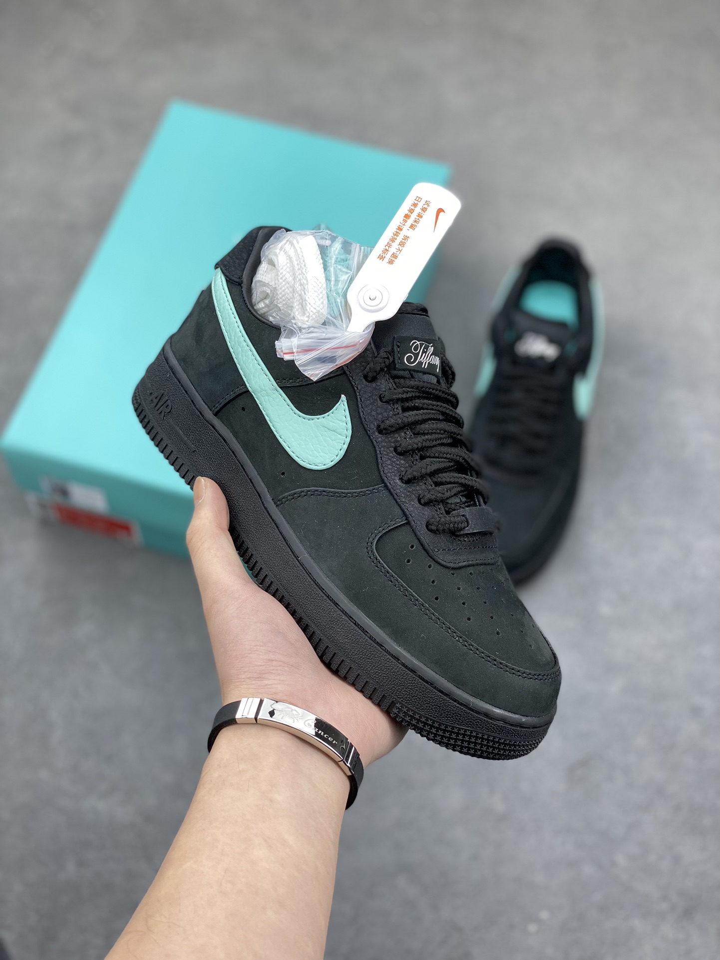 Tiffany & Co. x Nike Air Force 1 Low '1837' Black Green Sneakers 2 i1680372953 3025 0