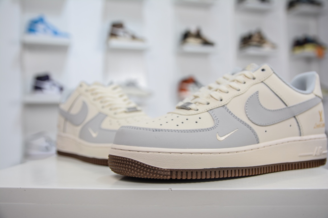 260 纯原 Nike Air Force 1'07 Low 空军一号低帮休闲板鞋 BS9055-833