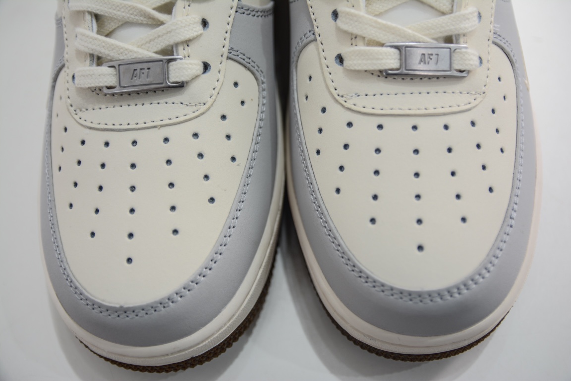 260 纯原 Nike Air Force 1'07 Low 空军一号低帮休闲板鞋 BS9055-833