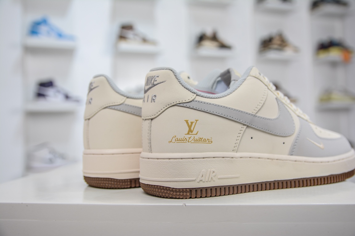 260 纯原 Nike Air Force 1'07 Low 空军一号低帮休闲板鞋 BS9055-833