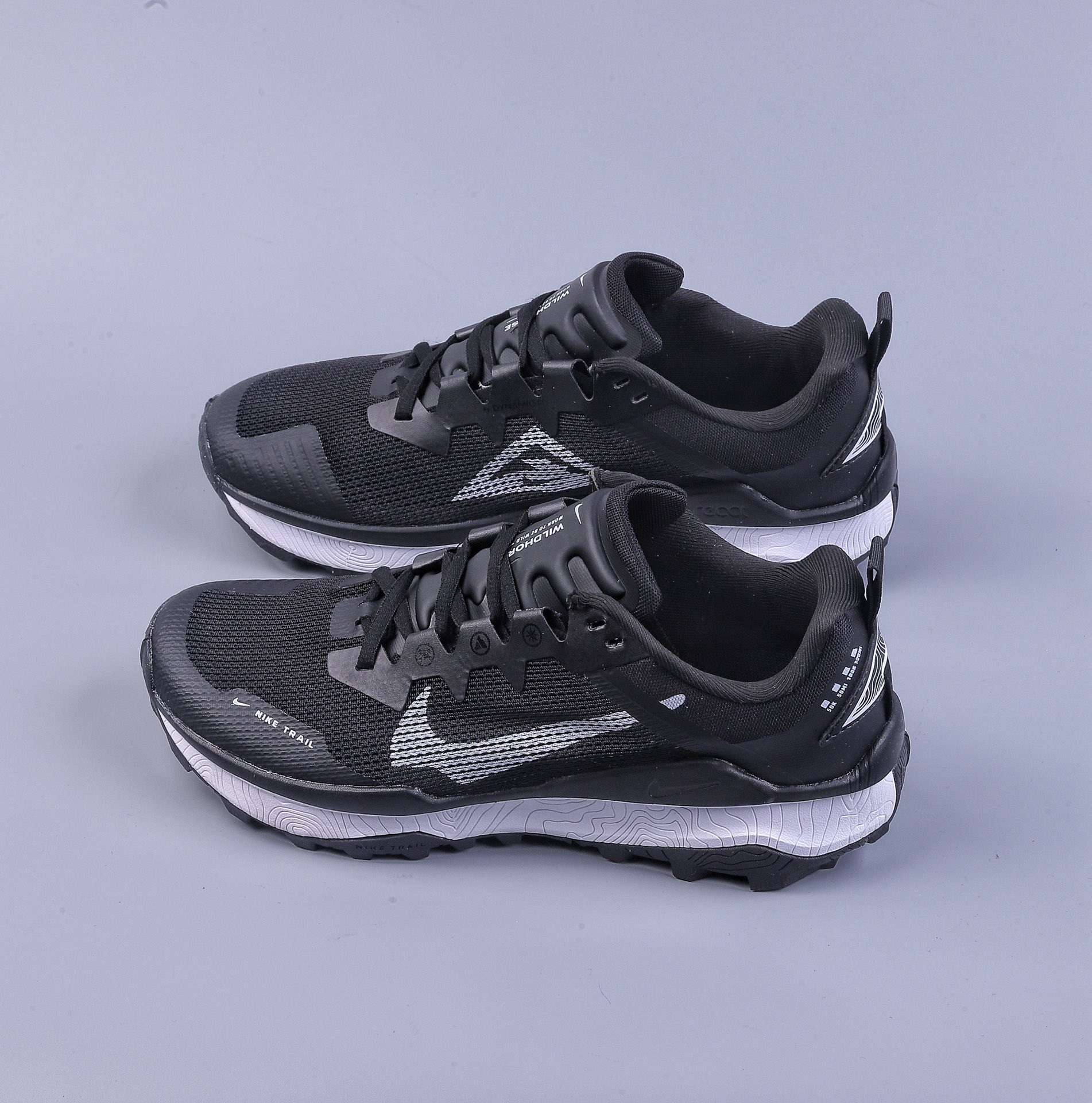 180 Nike Air Zoom Terra Kiger 8 低帮越野跑鞋 DR2689-001