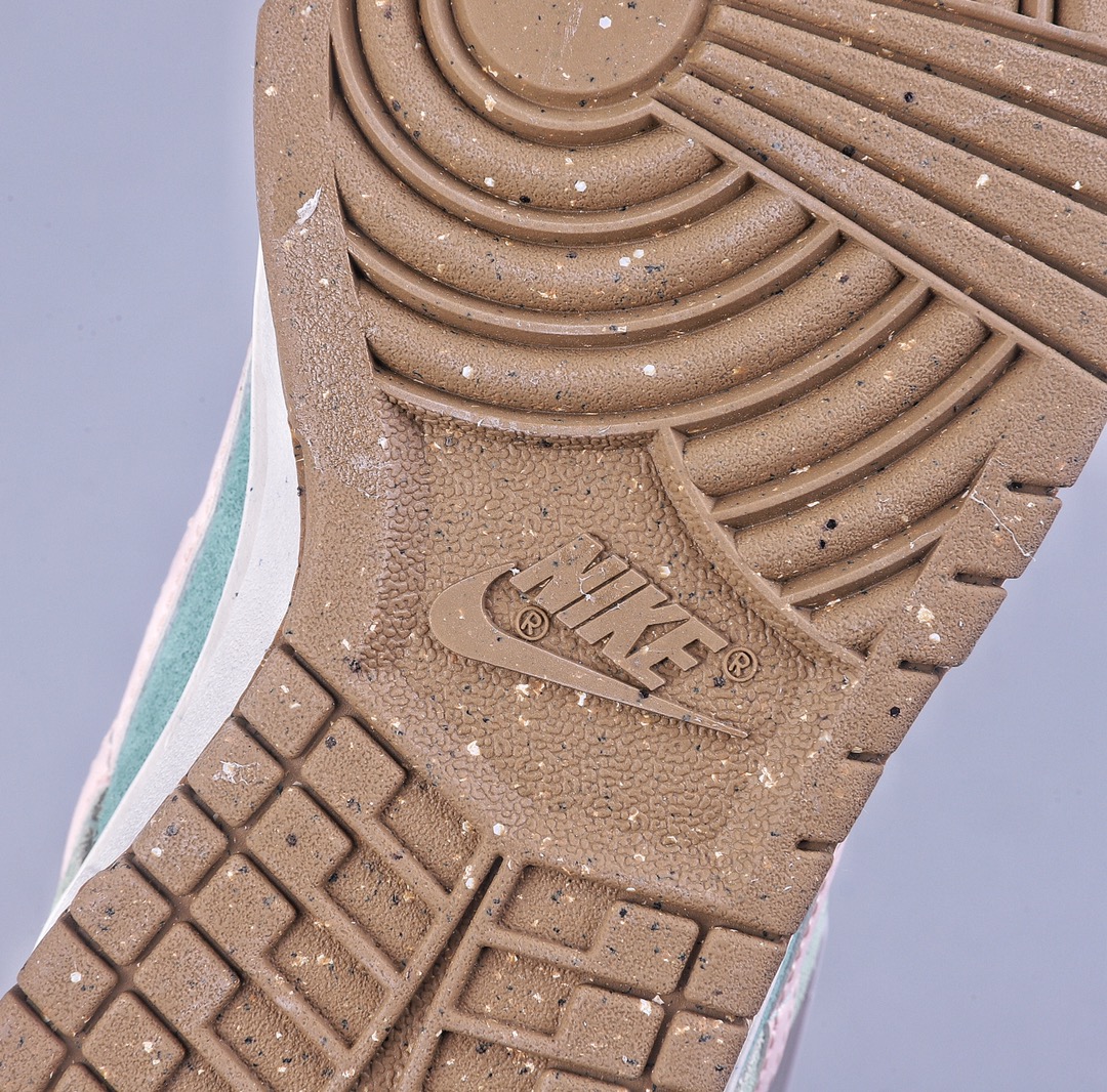 200 GS版NK Dunk Low SE ”85” 双钩 低帮休闲运动板鞋 DO9457-125