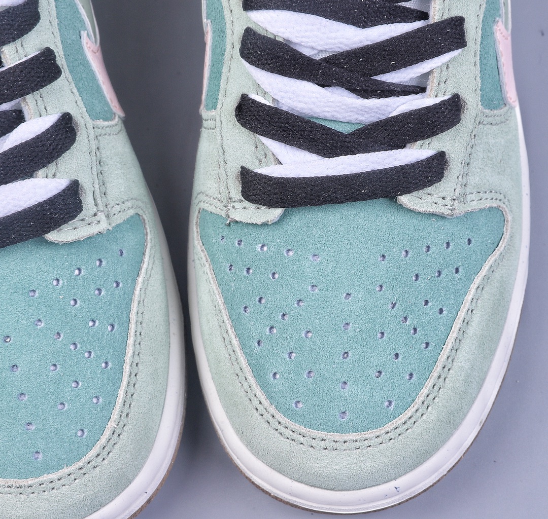 200 GS版NK Dunk Low SE ”85” 双钩 低帮休闲运动板鞋 DO9457-125