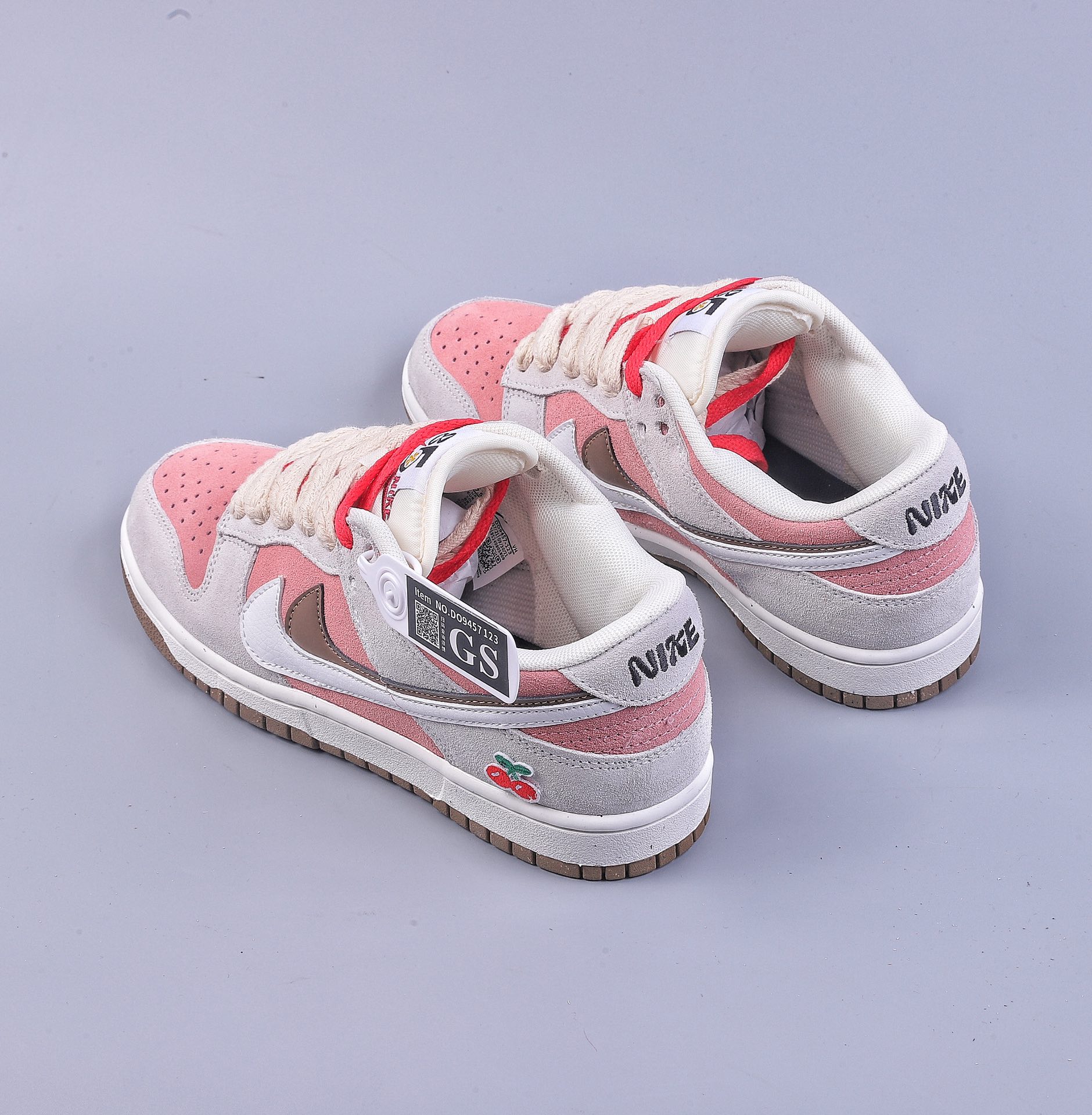 200 GS版NK Dunk Low SE ”85” 双钩 低帮休闲运动板鞋 DO9457-123