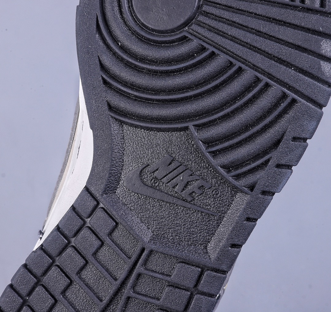 220 5A纯原 Nike Dunk Low 黑白椰奶熊猫 DV3054-001