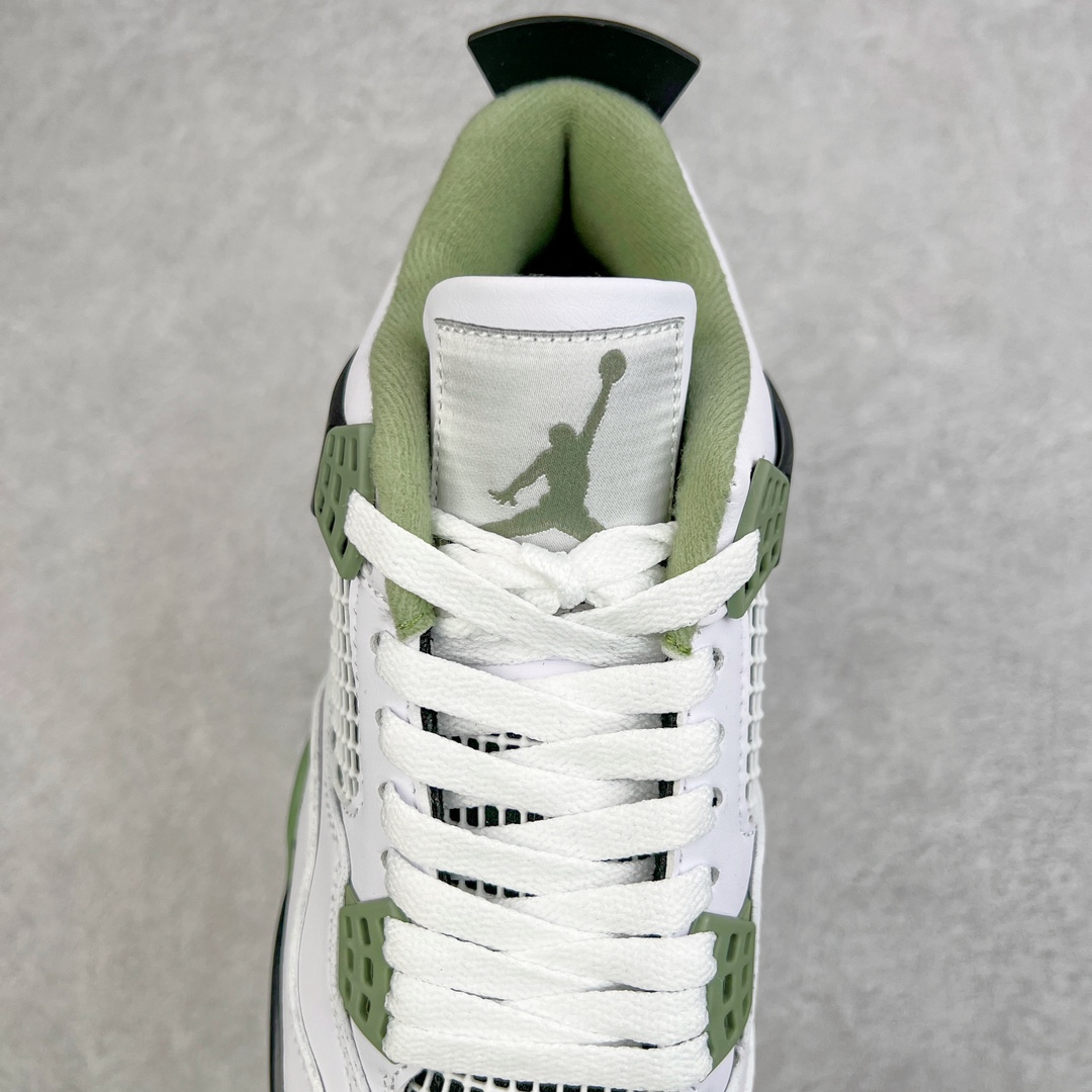 图片[5]-＃PB版 福利特价 Air Jordan AJ4 Retro 耗时半年巨作 全套原纸板楦头开发 调试30余版 确保原汁原味完美呈现四代版型 一比一鞋头弧度高度趴度鞋身弧度 此版本只针对中端市场 皮料材质有所更替 其他数据细节工艺流程均保持公司一致 细节品控鞋型随意秒杀市面3XX 4XX 原厂TPU网格鞋带扣 正确内里网布 菱角分明不变形无多余毛边 柔软性质感一致于原鞋 原厂织唛标 原厂飞人电绣工艺 独家绑鞋带手法 印刷中底布 四线拉帮 米色美纹纸贴合固定 进口港宝加持 后跟自然饱满 全鞋荧光划线卡点 追求极致完美 每一双都是工艺品 多重QC质检 超越公司货的品控标准 实实在在的免检产品 尺码：40 40.5 41 42 42.5 43 44 44.5 45 46 47.5-选品中心