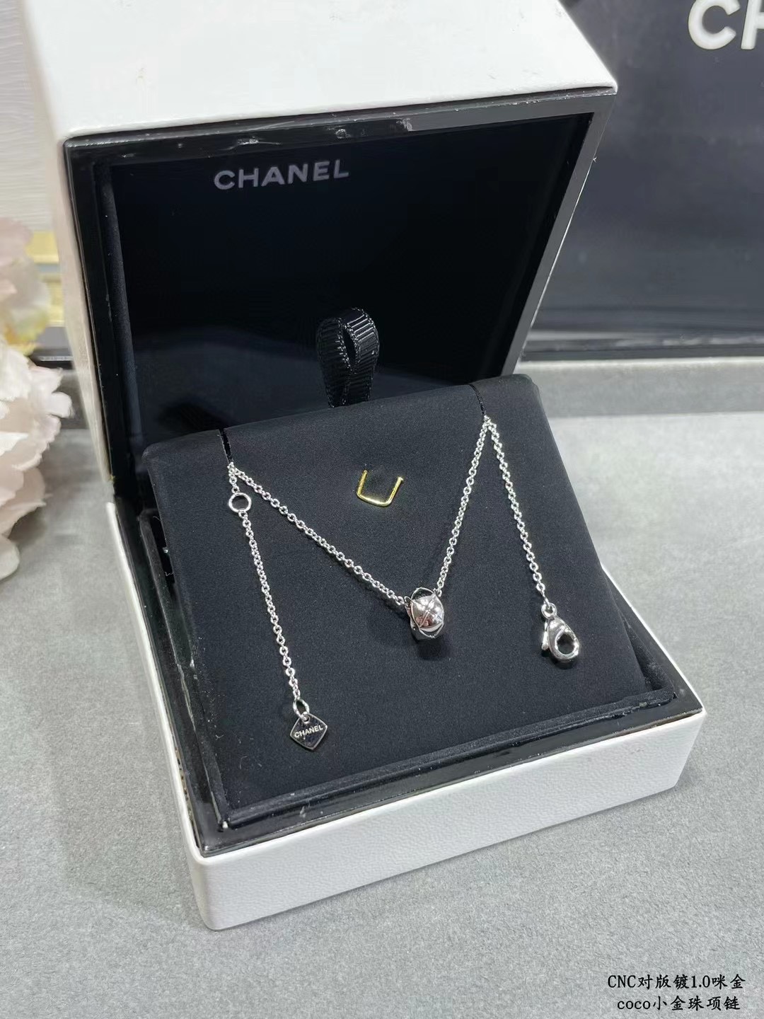 P178
V金镀咪金 5140230  正品开版 香奈儿 coco小金珠项链。热销款，市面最高版本，CNC 精雕。人手必备单品。