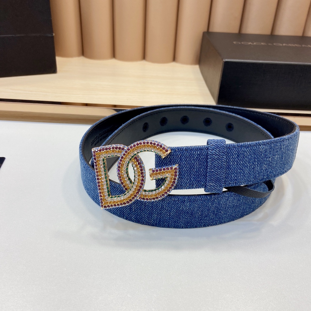 D&G杜嘉班纳双面小牛皮腰带点缀字母