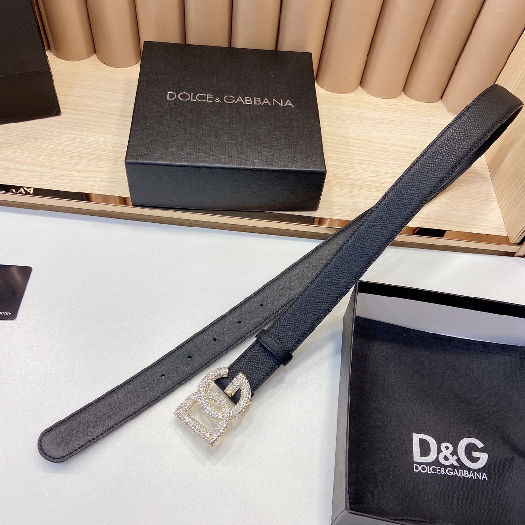 D&G杜嘉班纳双面小牛皮腰带点缀字母
