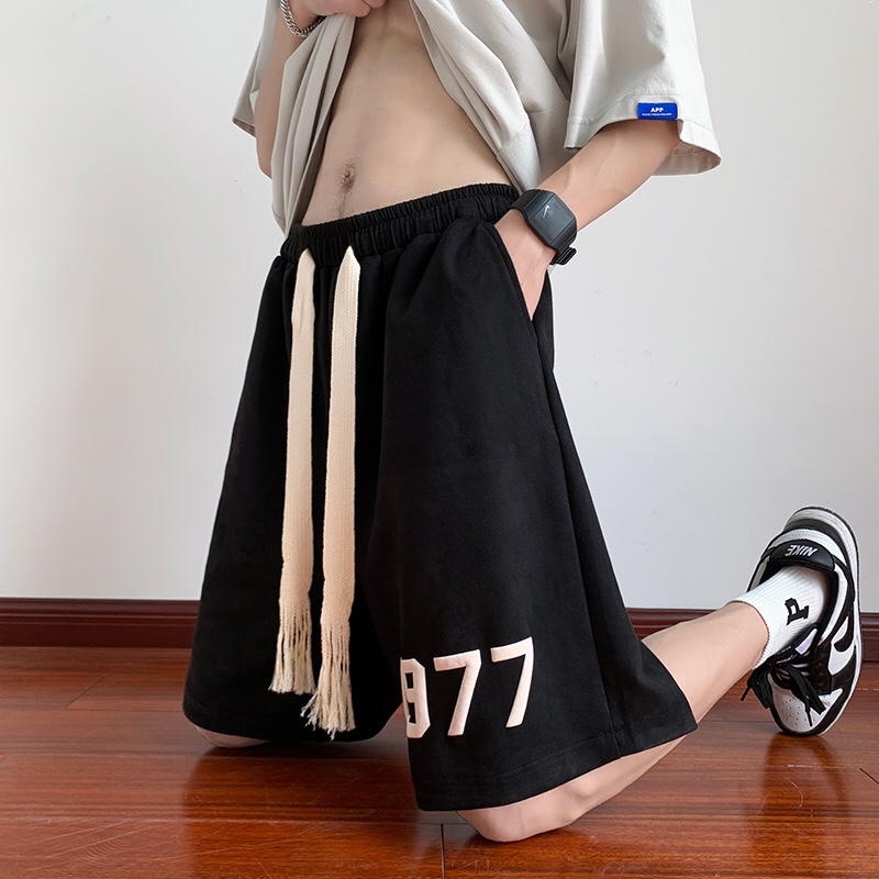 💰95FEAR OF GOD FOG夏季Essential 复线美式高街复古1977系列植绒logo字母鹿皮绒短裤 男女同款独家高品质正确版本,独家原版鹿皮绒绒面料, 专柜同步发行 !各大网红上身 。 上街回头率💯 刷街必备 !!裁剪完美 精致的工艺 无论是做工还是款型都是无可挑剔的 超级上档次的一款裤子 低调不张扬 回头率百分百 情侣同款,店主自留款。
颜色:黑色 杏色
尺码:M-XXXL
腰围 臀围 裤长
M 68 112 53
L 70 116 54
XL 72 120 55
XXL 74 124 56
XXXL 76 128 57