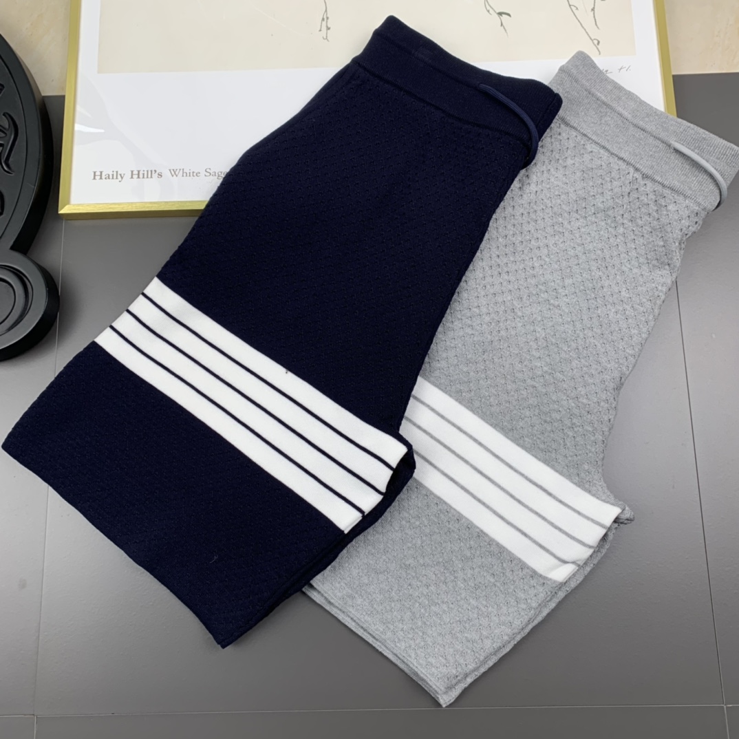 TOM BROWN 2024 Spring & Summer Collection: Classic Tweed Shorts in Cotton Knit. - 图片 9