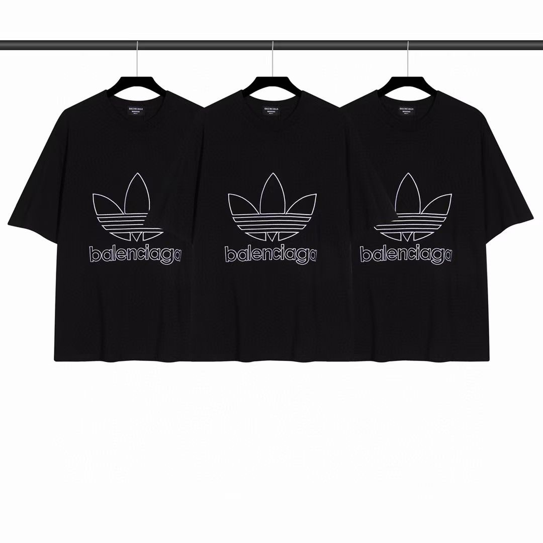 Alternative view of Balenciaga T-Shirt 04050