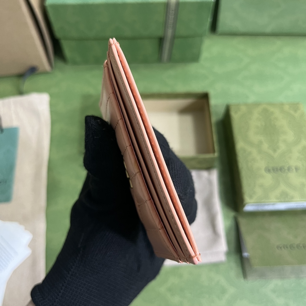 Gucci 配全套 绿色包装 令人欲罢不能的卡包你收了吗 GG Marmont系列