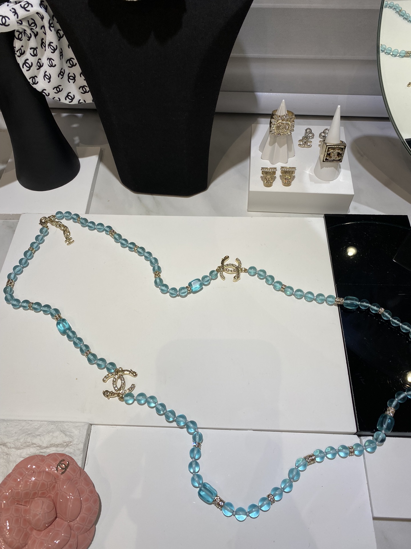 Chanel 香蓝色琉璃珠双c长毛衣链