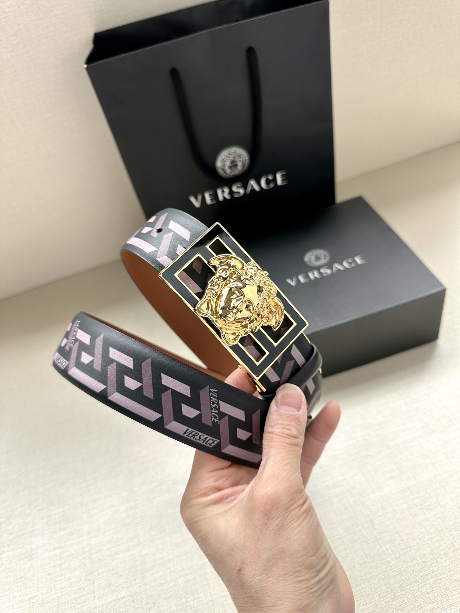 宽度3.8cmVERSACE/FEN