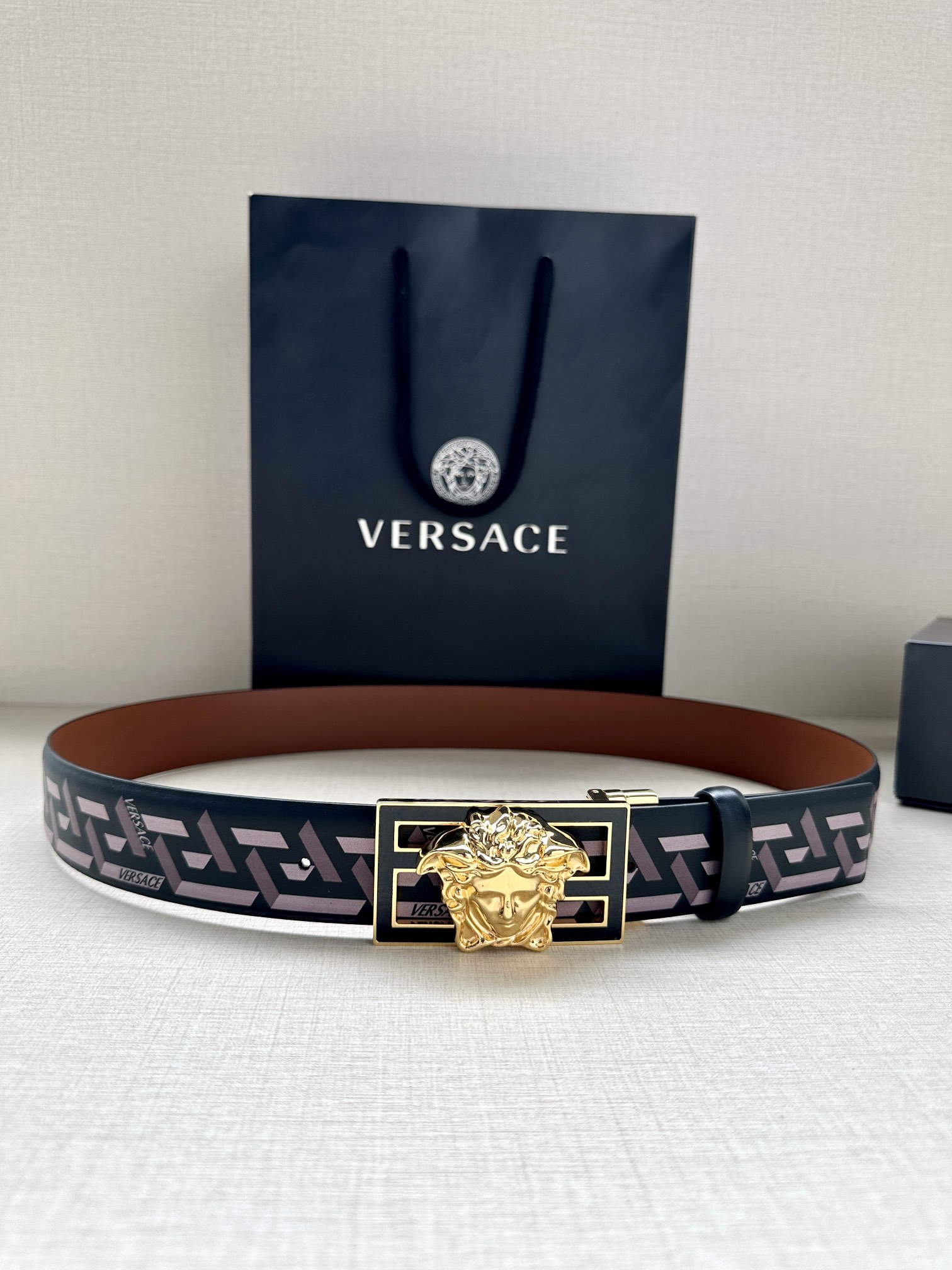 宽度3.8cmVERSACE/FEN
