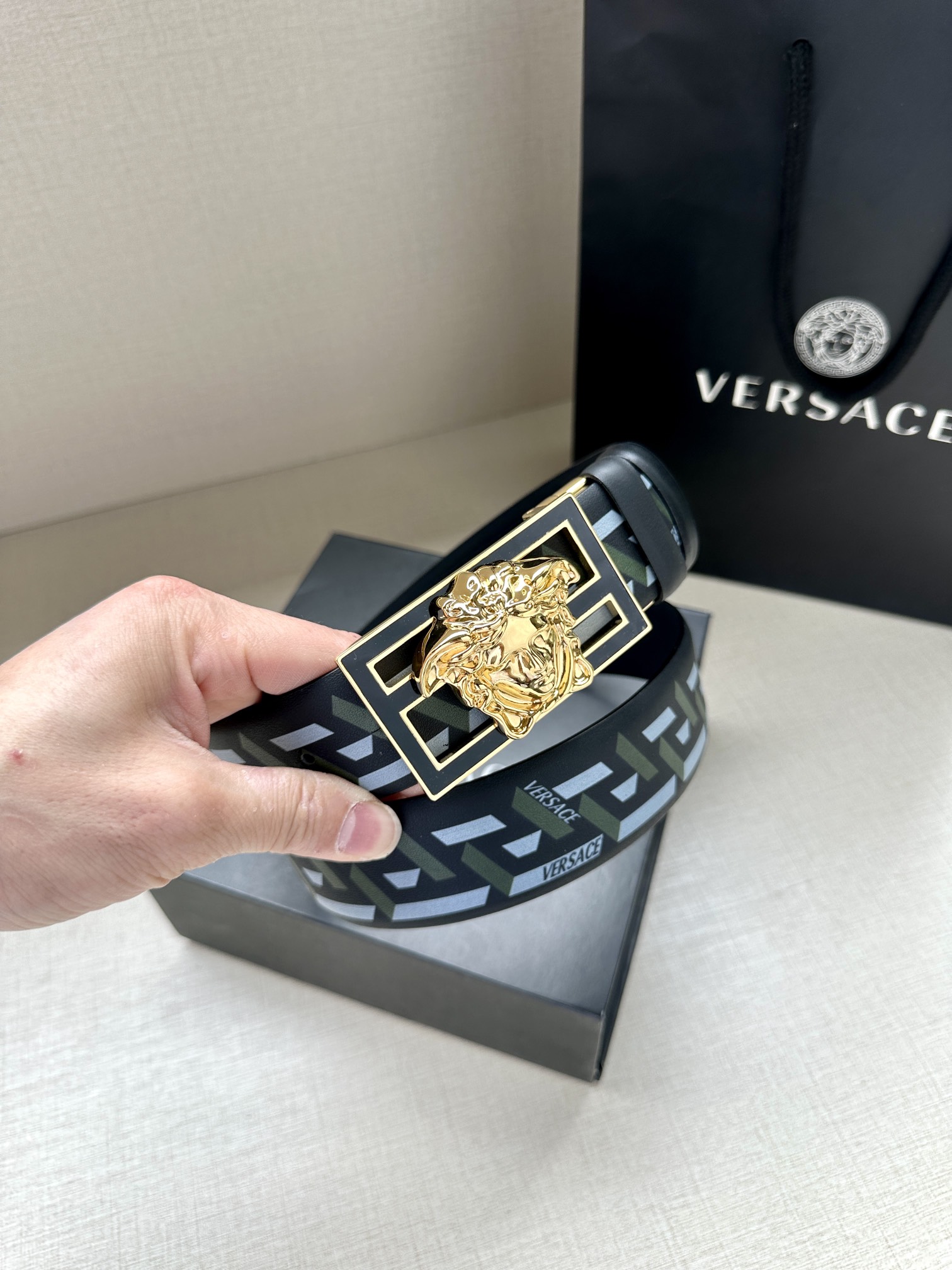 宽度3.8cmVERSACE/FEN