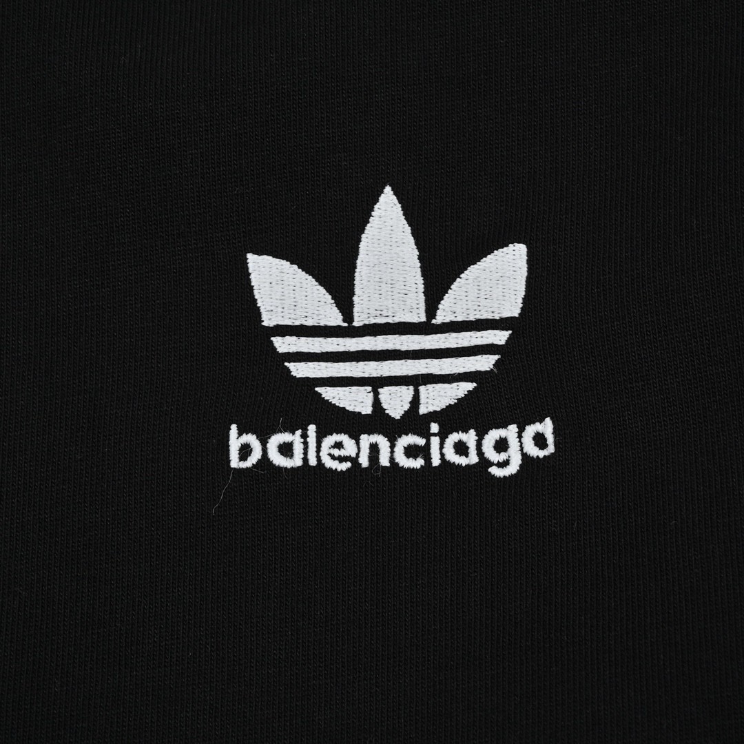 180 Balenciaga X Adidas 22SS 联名款巴黎世家三叶草织带短袖T恤