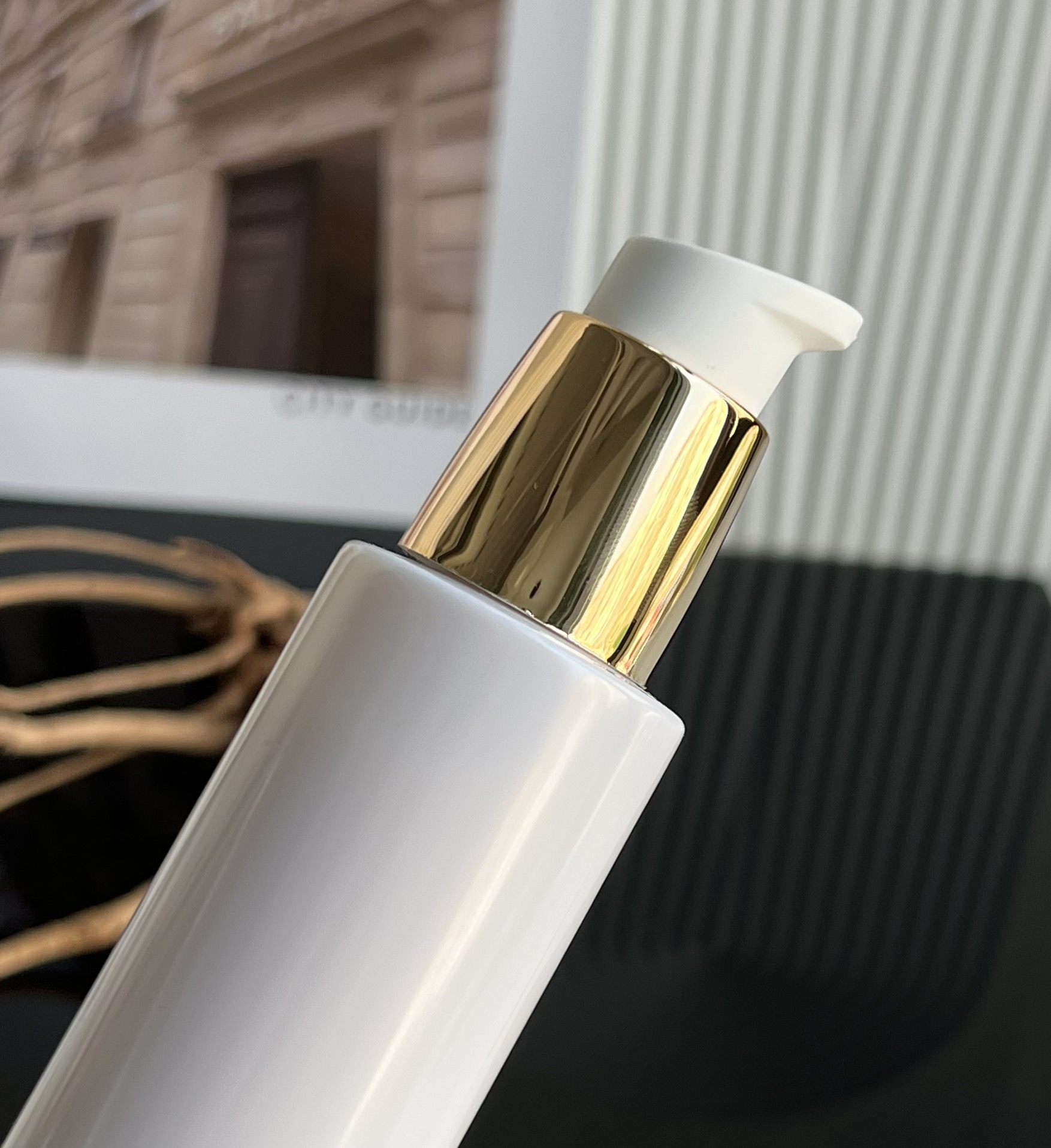 Louis Vuitton Haute Couture Couture Beauty Luxury Makeup Lipstick 7