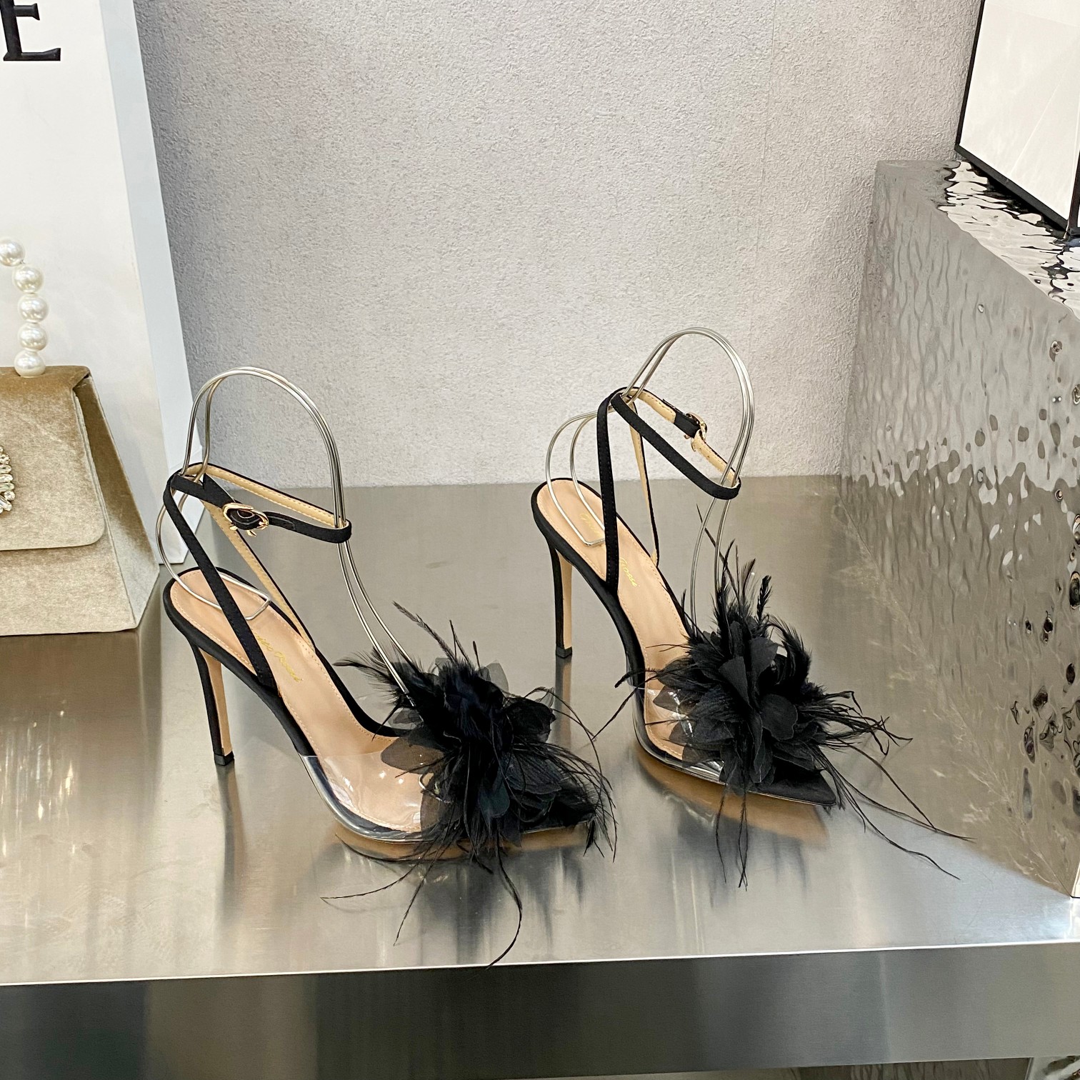 Gianvito Rossi Scarpe Sandali Oro Pelle bovina di capra pecora Fashion