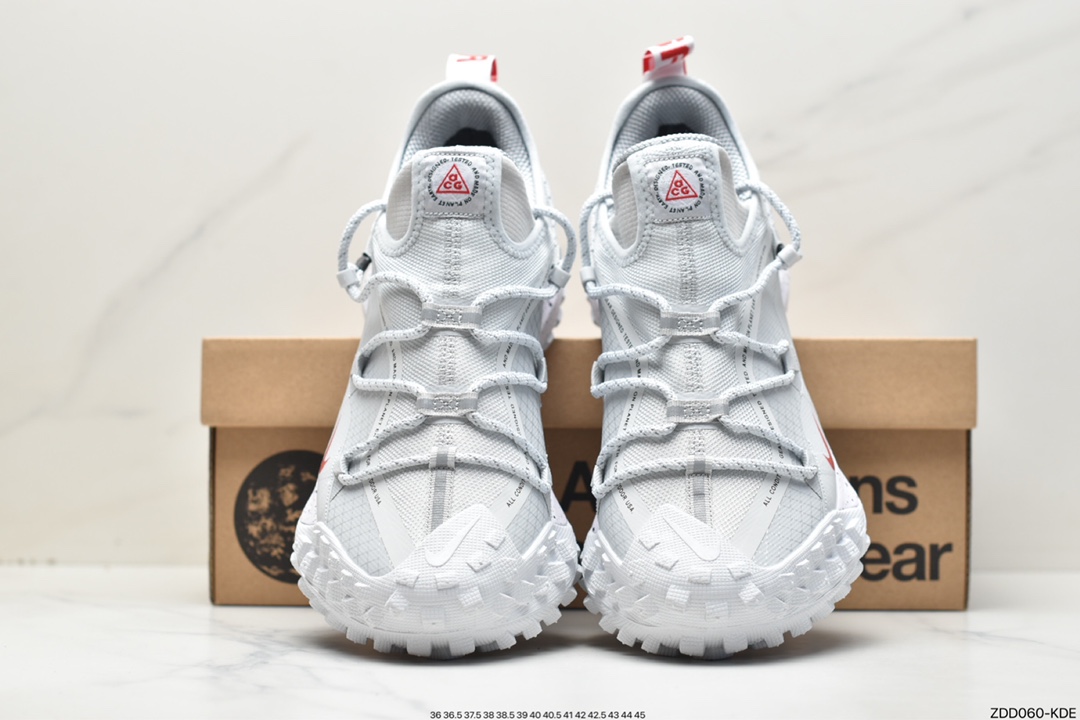 230 Nike ACG Mountain Fly Low GTX SE 男女子运动鞋采用匠心设计DX6675-001