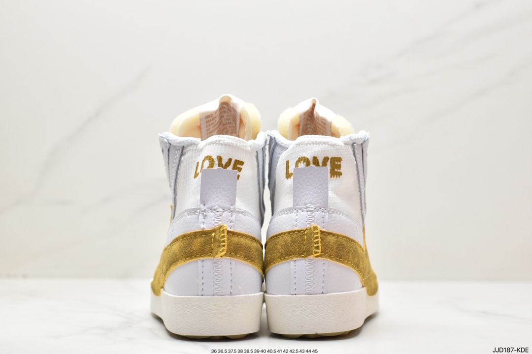 130 开拓者 Nike Blazer Mid ’77 Jumbo 大勾高帮 DV6481-100