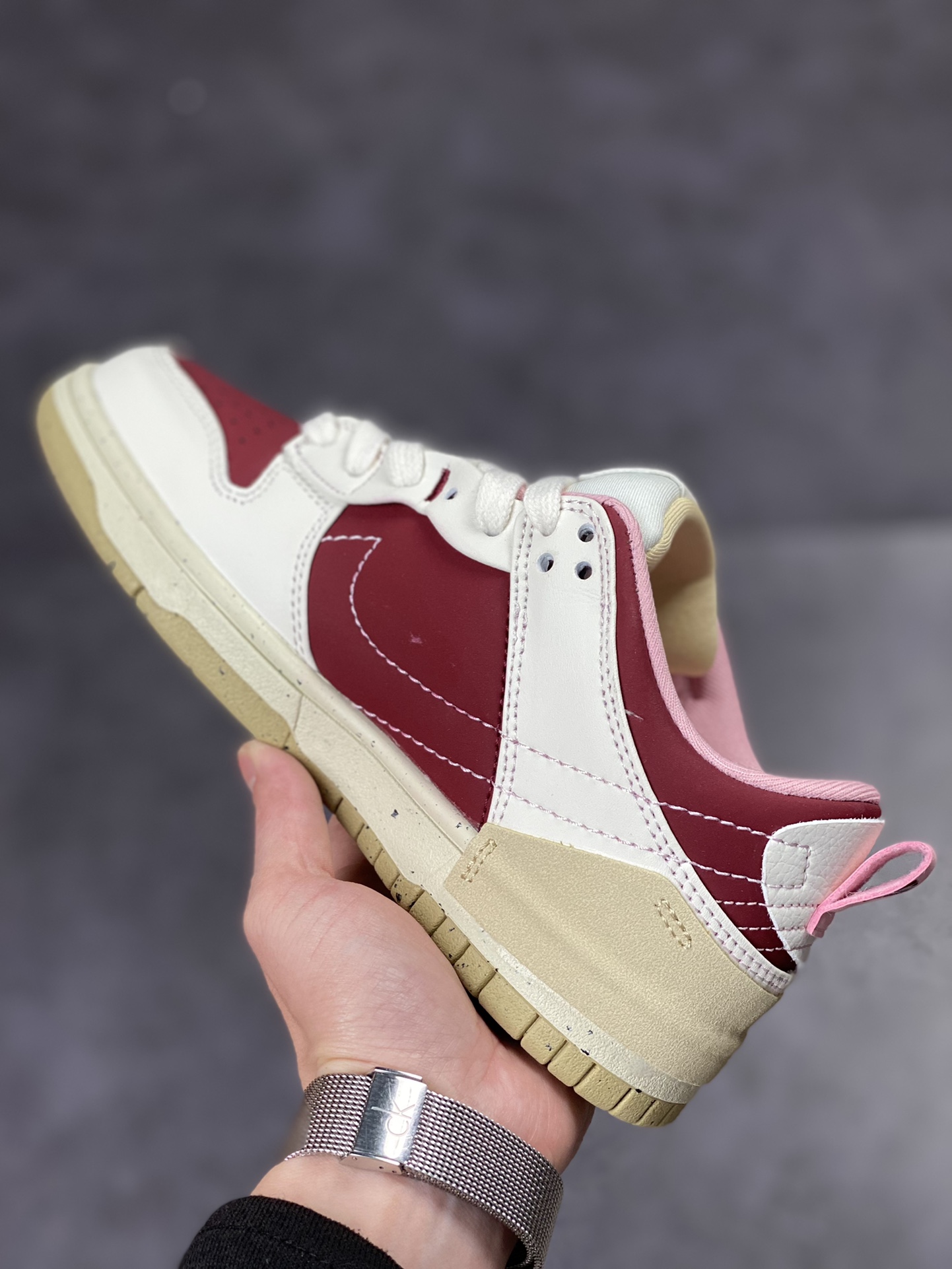 210 NIKE SB Dunk Low 白粉酒红情人节双钩 性价比天花板 FD4617-667