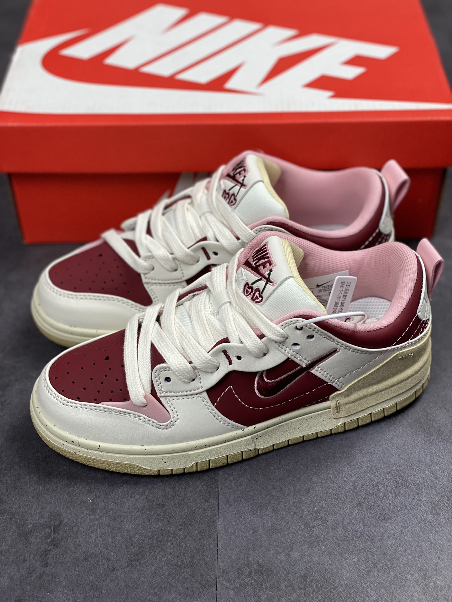 210 NIKE SB Dunk Low 白粉酒红情人节双钩 性价比天花板 FD4617-667