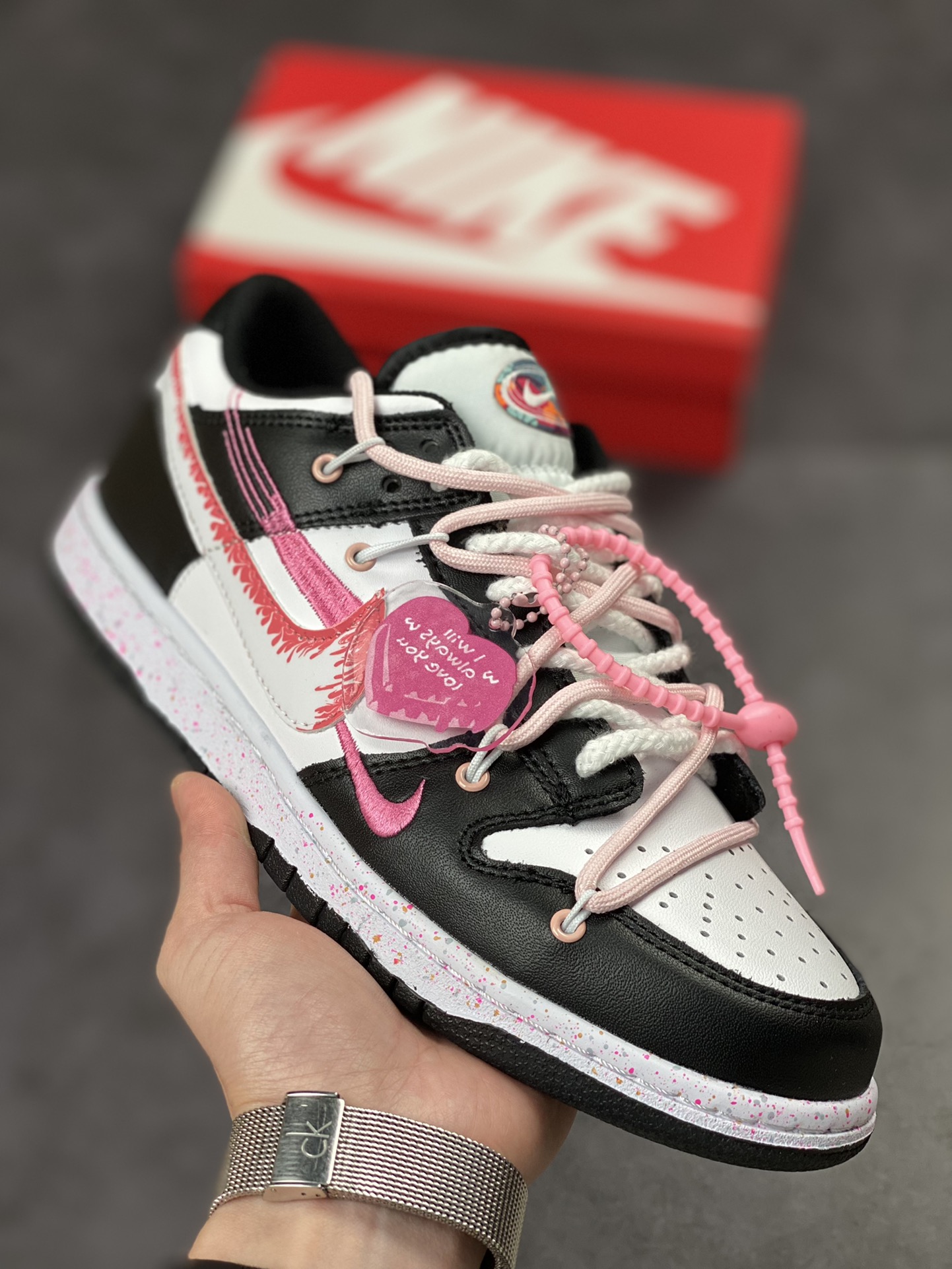 240 NIKE SB Dunk Low 黑粉绑带 FD4623-131-60