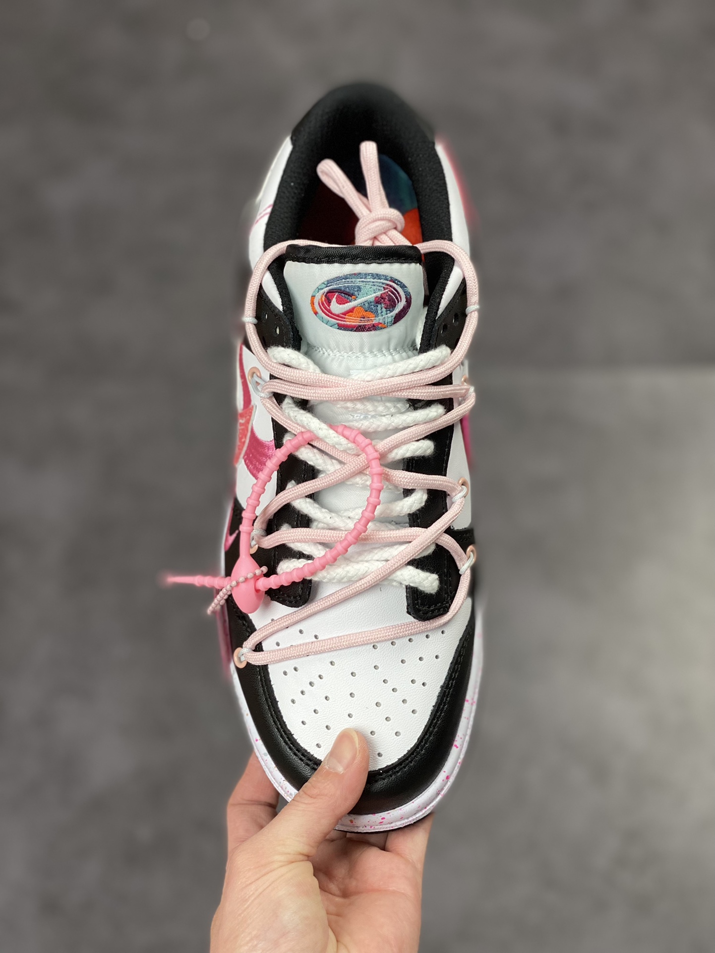 240 NIKE SB Dunk Low 黑粉绑带 FD4623-131-60