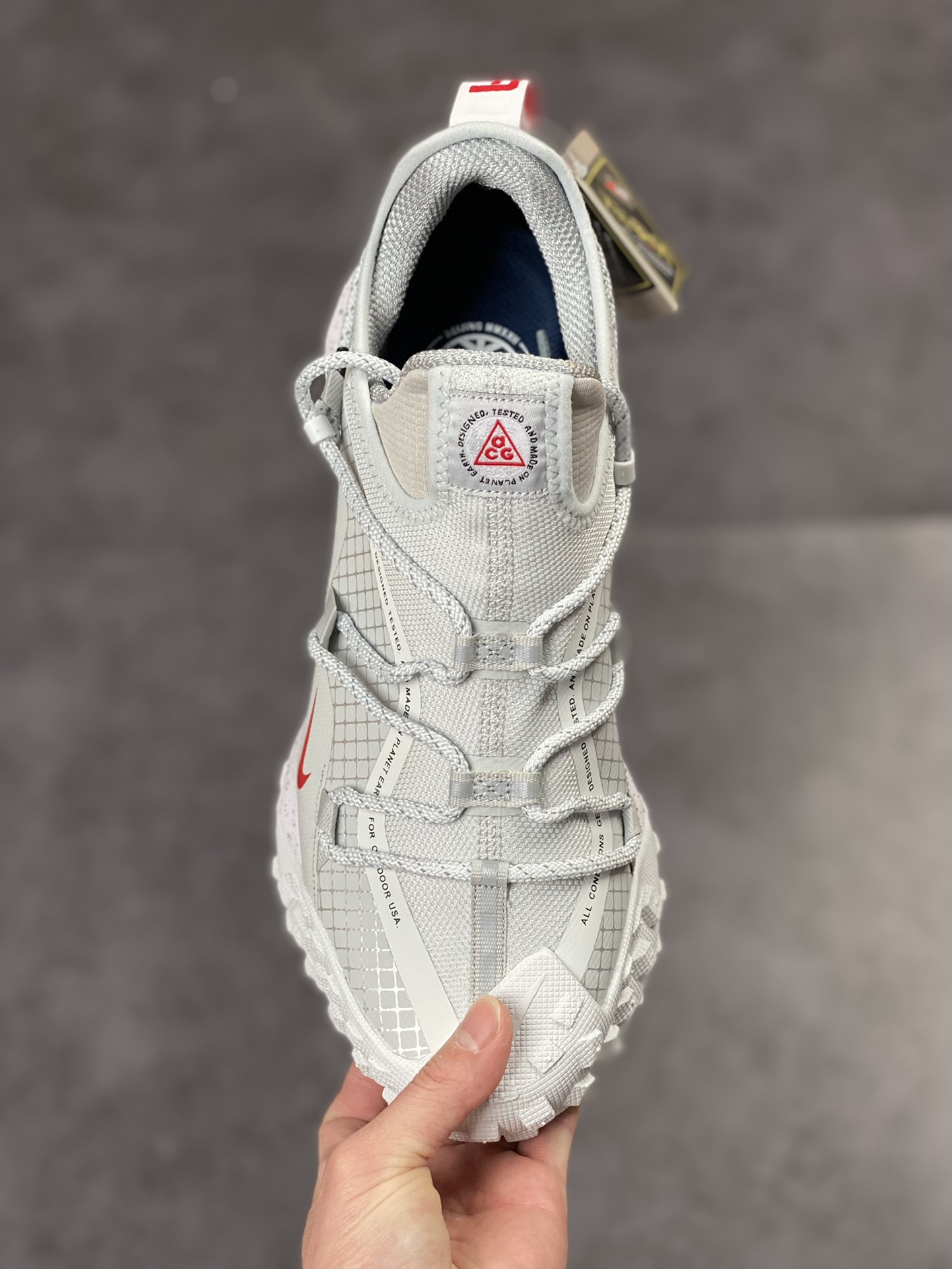 210 Nike ACG Mountain Fly Low GORE-TEX 户外登山运动鞋/太空银灰 DX6675-001