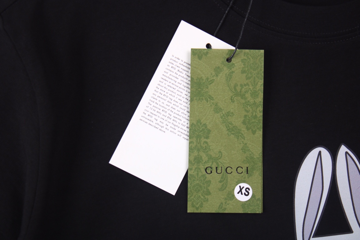 Gucci 23ss 贴耳兔 短袖 夏季新款 数码直喷印花logo面料