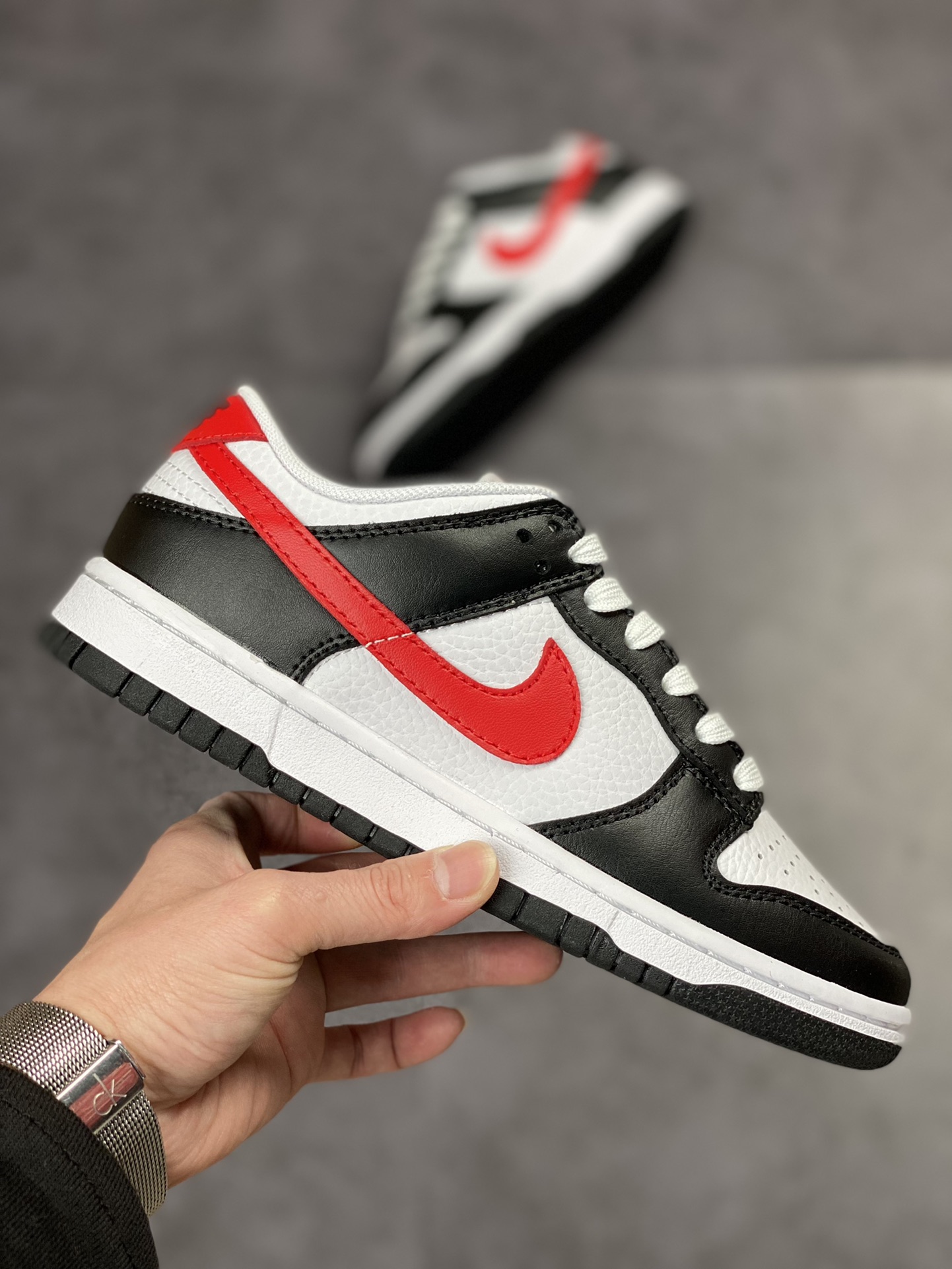 180 NIKE SB Dunk Low 黑白红 性价比天花板 FB3354-001