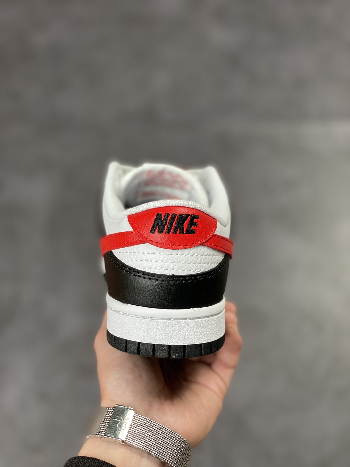 180 NIKE SB Dunk Low 黑白红 性价比天花板 FB3354-001