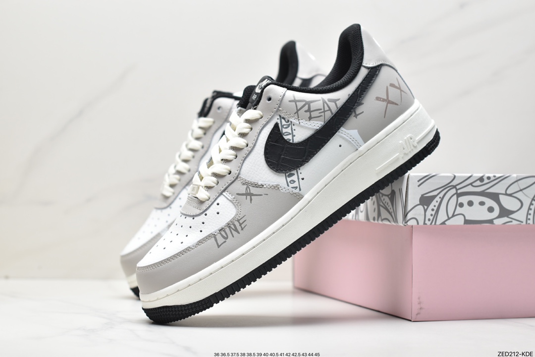 260 Nike Air Force 1 空军一号 官方同步LT5986-921